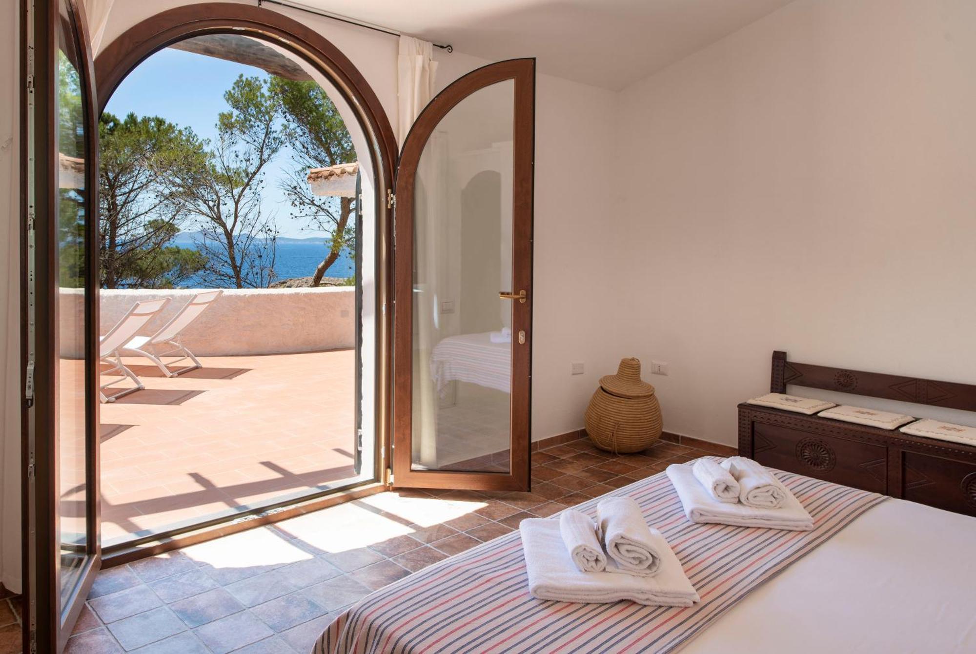 Villa Eliana Sul Mare ปอร์โตปีโน ภายนอก รูปภาพ