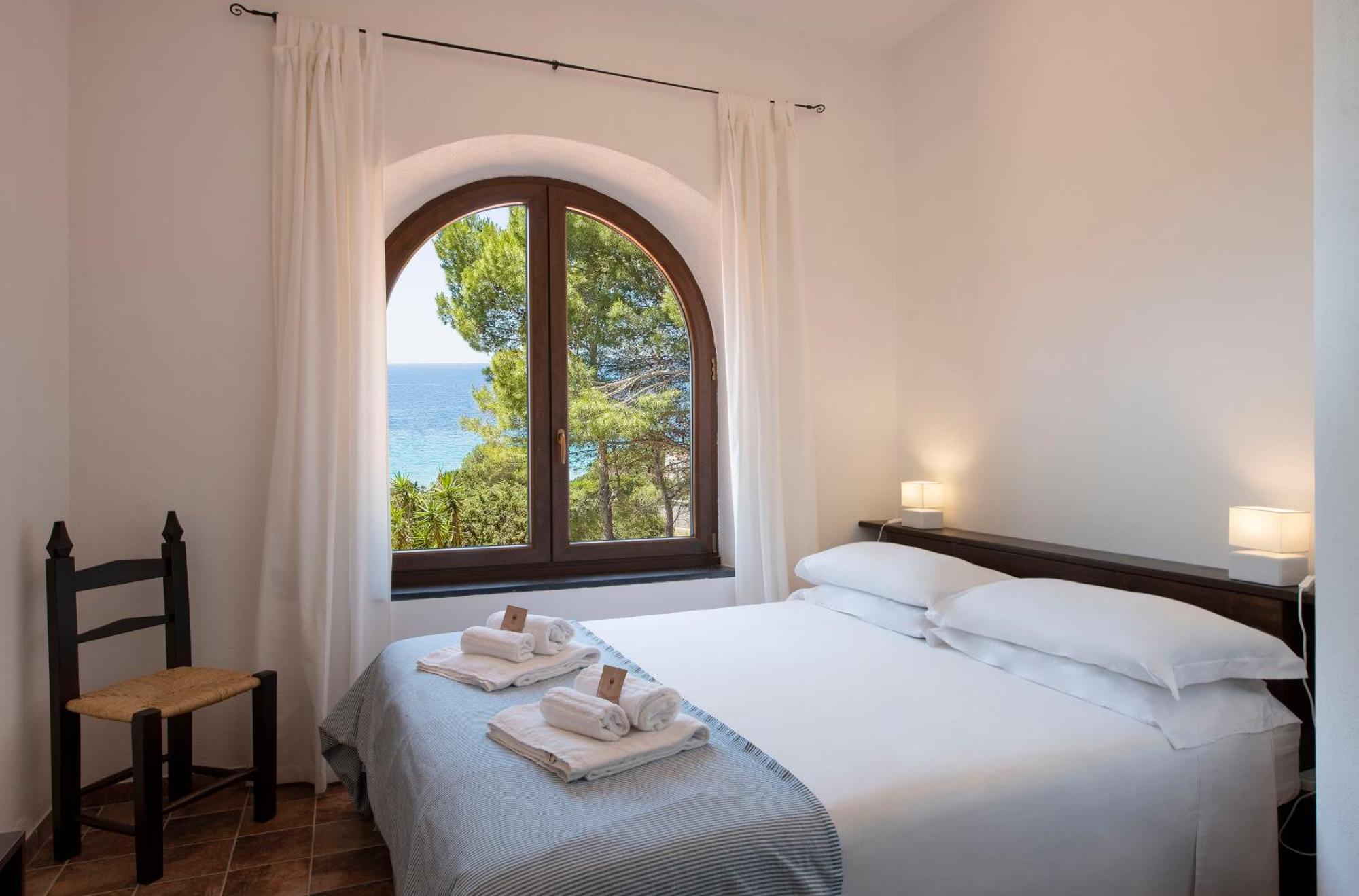 Villa Eliana Sul Mare ปอร์โตปีโน ภายนอก รูปภาพ